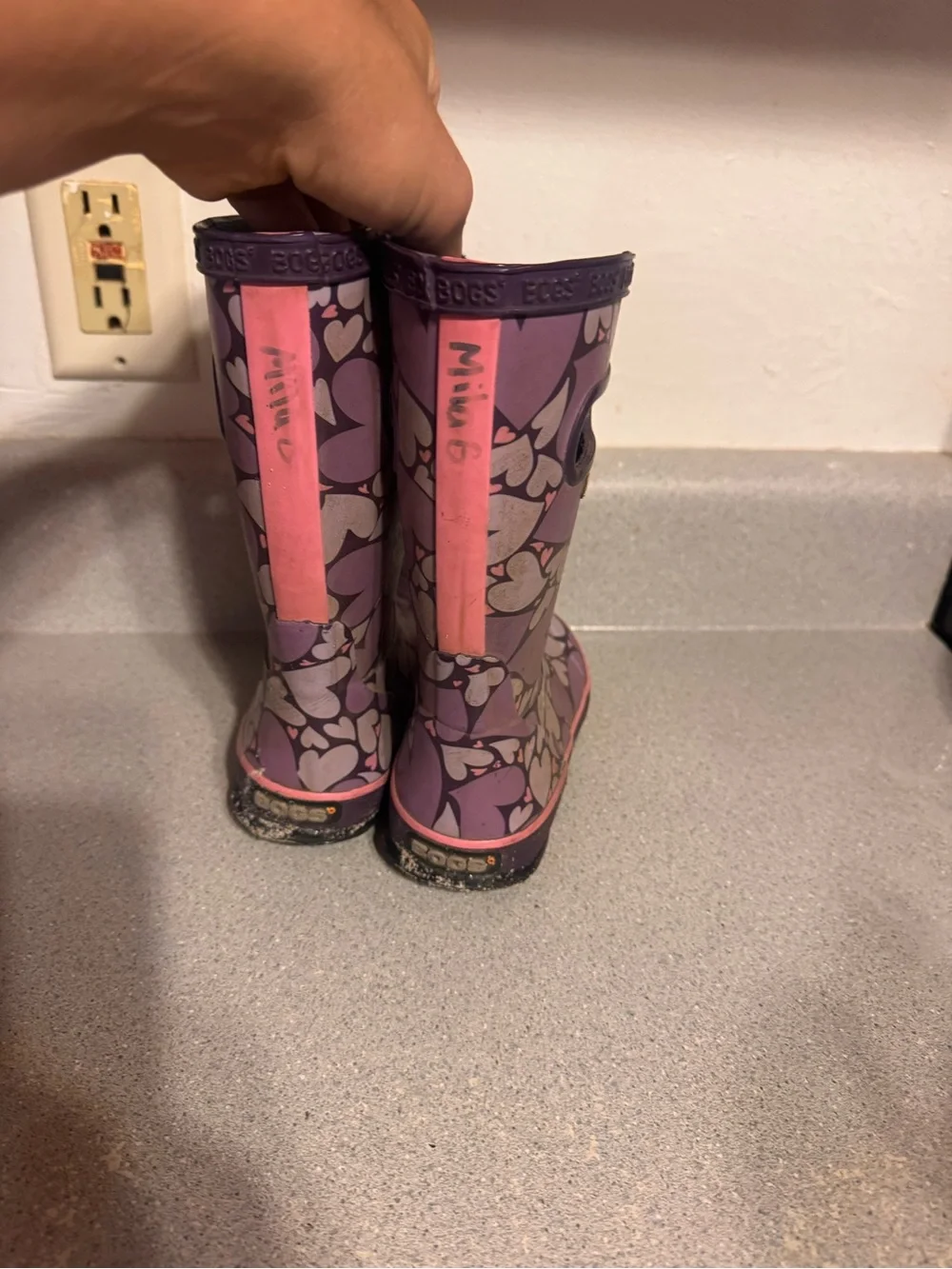 Bogs Kids Purple and Pink Heart Rain Boots toddler size 9
